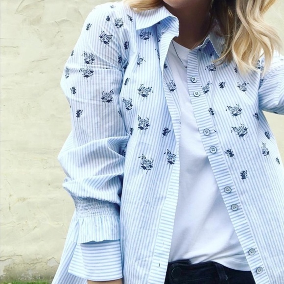 Cabi Whitney Shirt Top Button Stripe Floral Ruffle Casual Chic Blue Medium - Picture 14 of 14